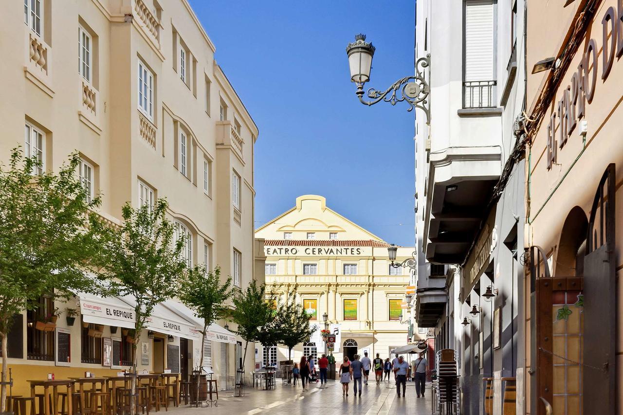 Del Parque Flats - Parras Leilighet Málaga Eksteriør bilde