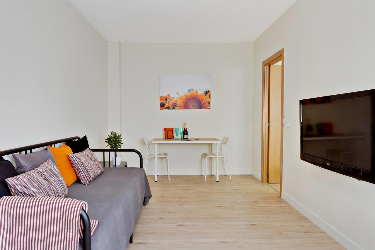 Del Parque Flats - Parras Leilighet Málaga Eksteriør bilde